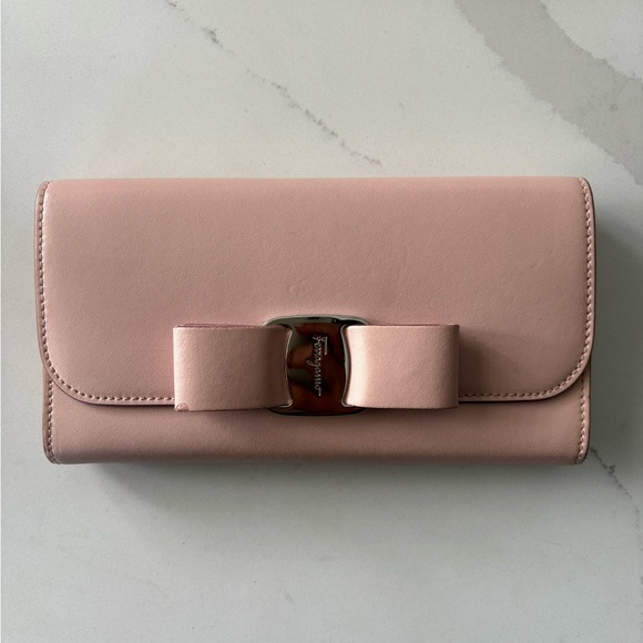 Salvatore Ferragamo Handbags - Salvatore Ferragamo Pink Leather Vara Bow Continental Wallet